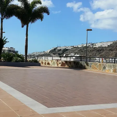 Quiet Modern Duplex * Puerto Rico (Gran Canaria)